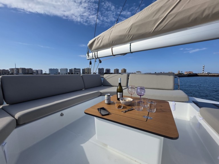 Location Catamaran Fountaine Pajot avec permis
