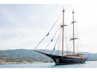 Bareboat Rental Sailboat  with a boat licence