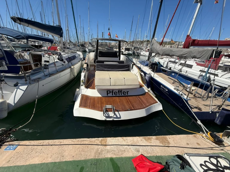 Louer Bateau à moteur avec ou sans skipper  à Palma de Majorque