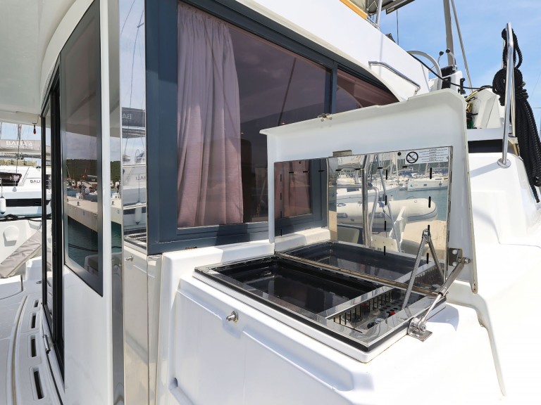 Location bateau Bali Bali Catspace Voile à Sukošan sur Samboat