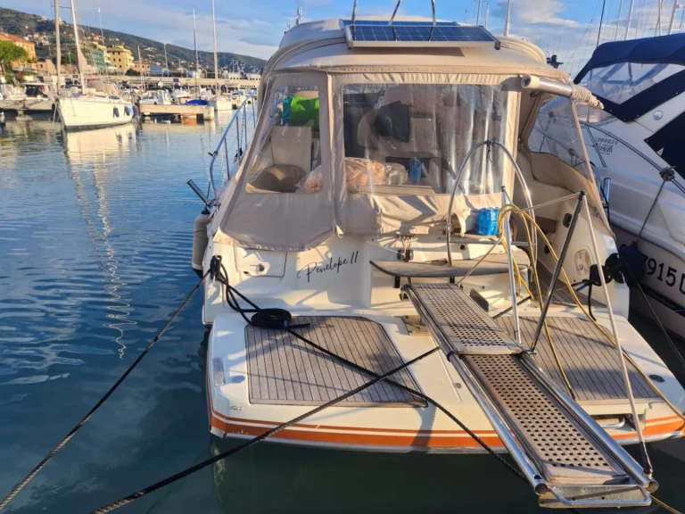 Location Bateau à moteur à Portofino - Cranchi Zaffiro 36