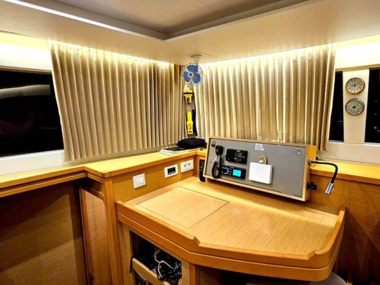 Location bateau Lefkáda pas cher Lagoon 450 F