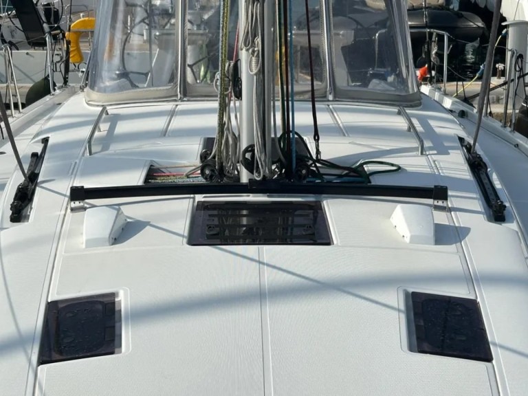 Location Voilier à Lávrio - Bénéteau First 44