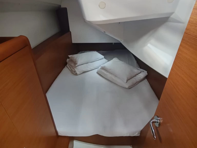 Louer Voilier avec ou sans skipper Jeanneau à Drage