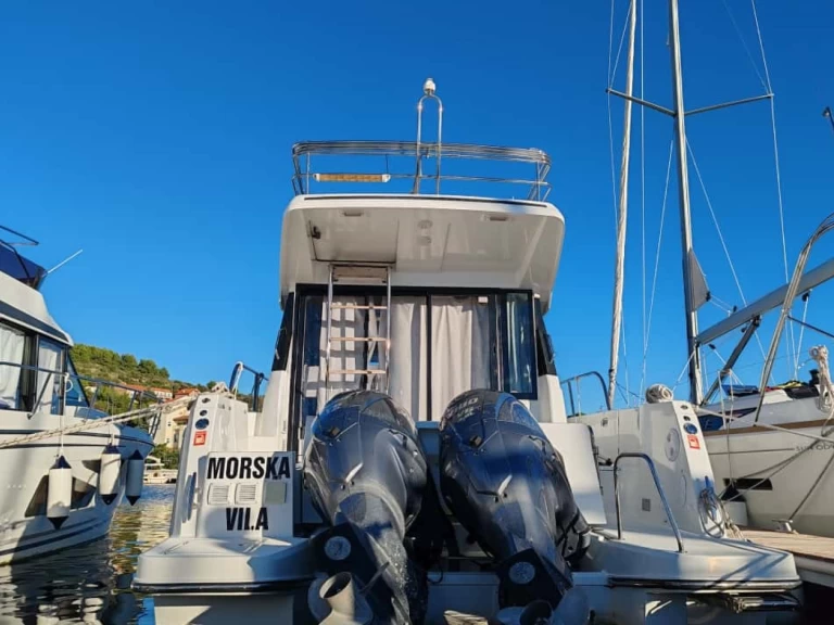 Location bateau Jeanneau Merry Fisher 1095 Fly à Drage sur Samboat