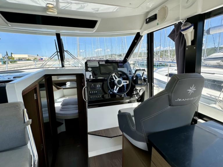 Location bateau Drage pas cher Merry Fisher 1095 Fly