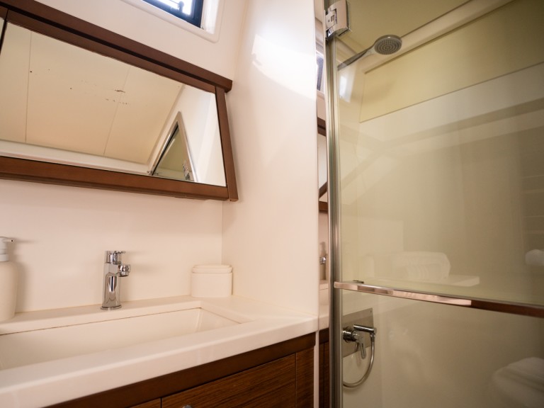 Location bateau Lagoon Lagoon 52 F à Castellammare del Golfo sur Samboat