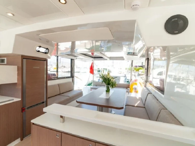 Location bateau San Miguel De Abona pas cher Bali Catspace Voile