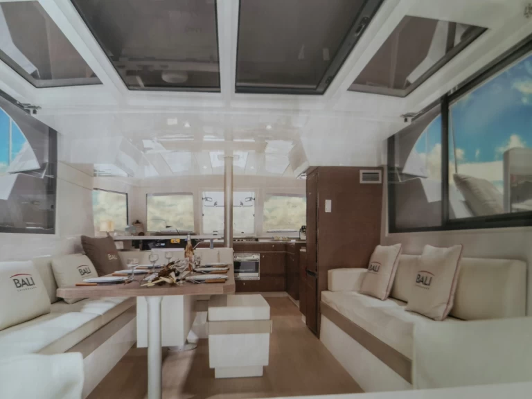 Catamaran à louer à Parham Town au meilleur prix