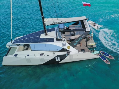 Luxury Yacht hire in Bahamas - Wave Catamarans Summer