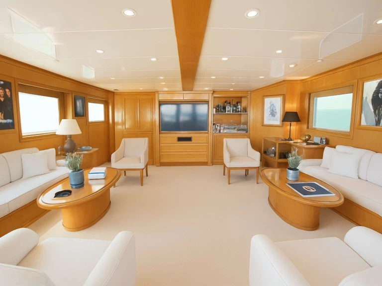 Location bateau Custom Gulet-Motor Sailor ARKTOS à Néa Péramos sur Samboat