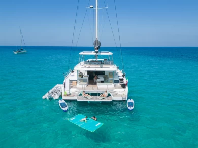 Hire Catamaran with or without skipper Lagoon Cugnana Verde