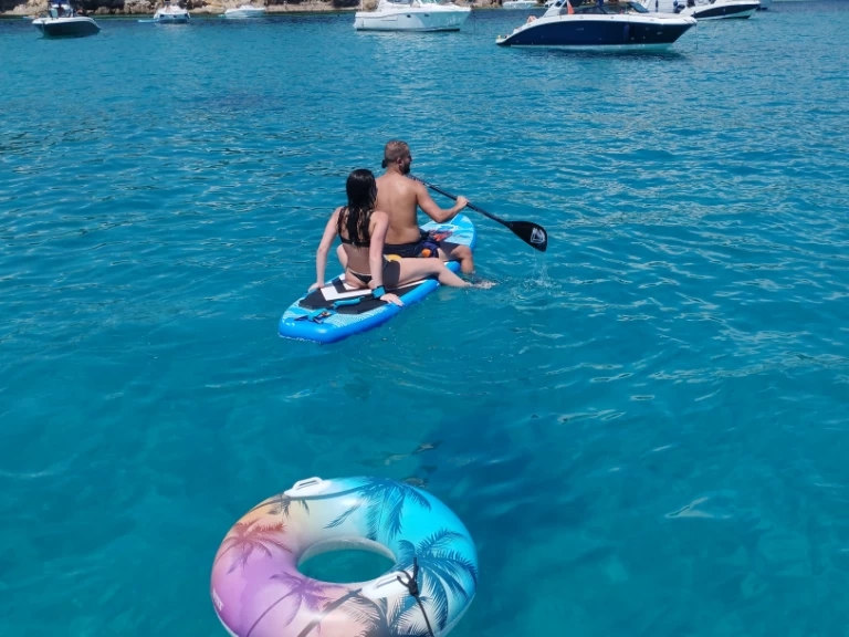 Louez un Ferretti Ferretti 36 à Cannes