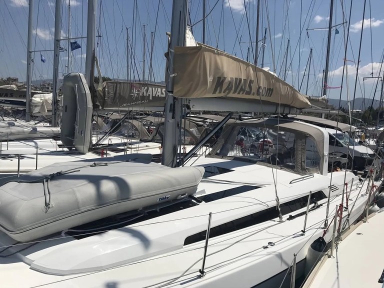 Location bateau Nikiána pas cher Oceanis 51.1