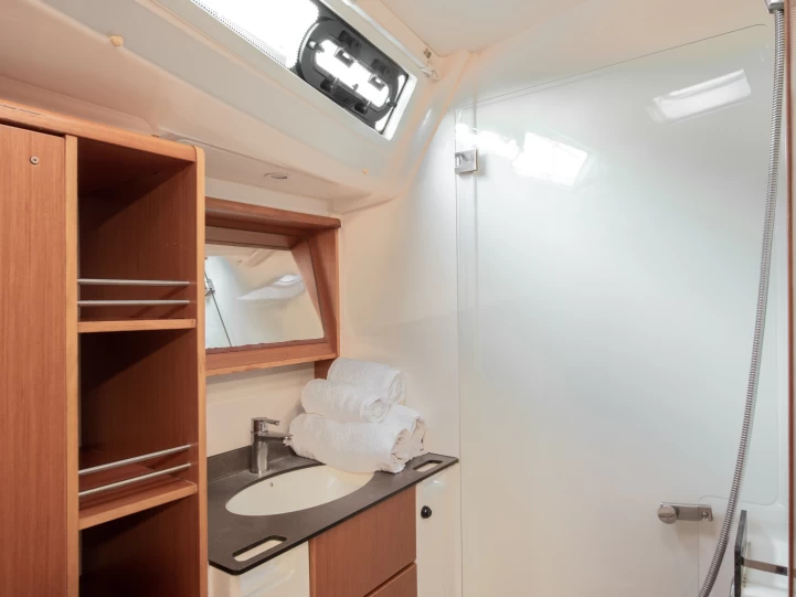 Location bateau Lávrio pas cher Cruiser 51