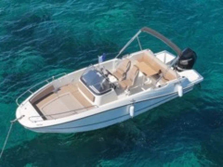 Location bateau Quicksilver Activ 755 Open à Propriano sur Samboat