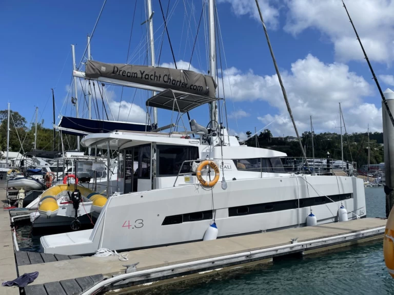 Catamaran à louer à Airlie Beach au meilleur prix