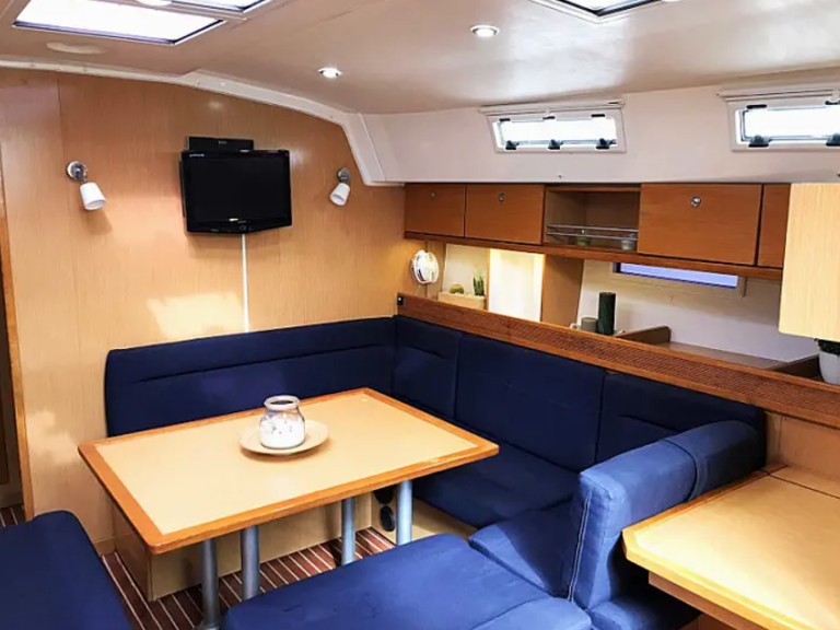 Louer Voilier avec ou sans skipper Bavaria à Lefkáda