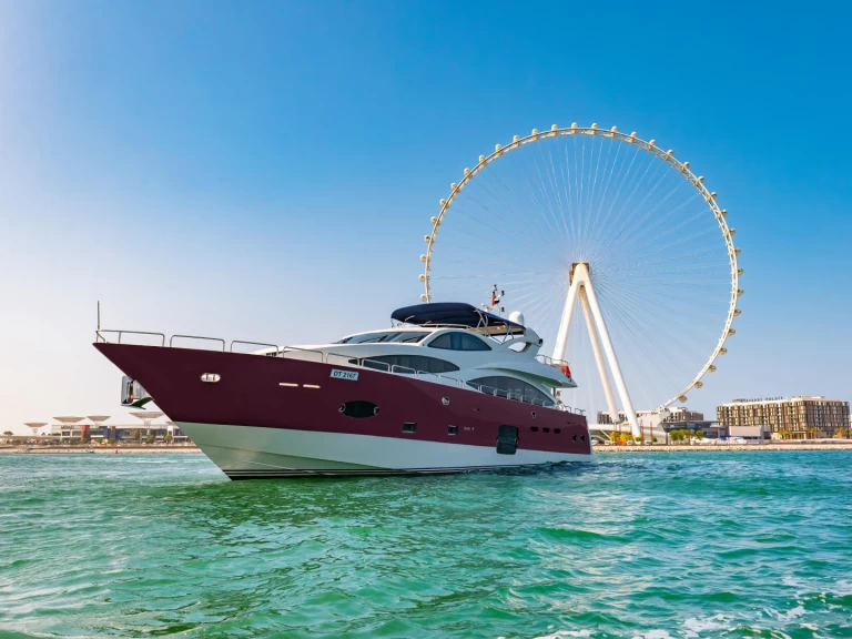 Location bateau Dubai Marina pas cher Kona