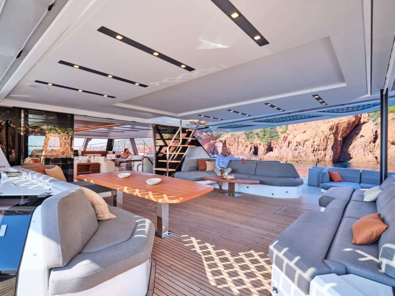 Location Yacht Fountaine Pajot avec permis