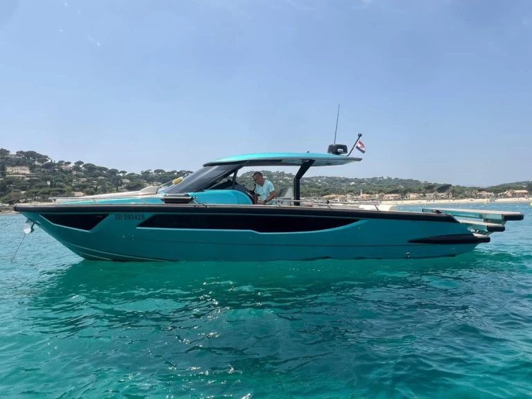 Yacht à louer à Beaulieu-sur-Mer au meilleur prix