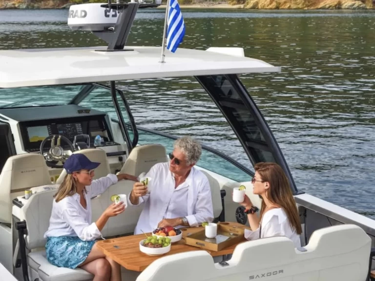 Location bateau Sithonia pas cher Saxdor 270 GTO