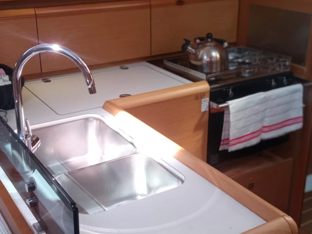 Location bateau Gouviá pas cher Sun Odyssey 379