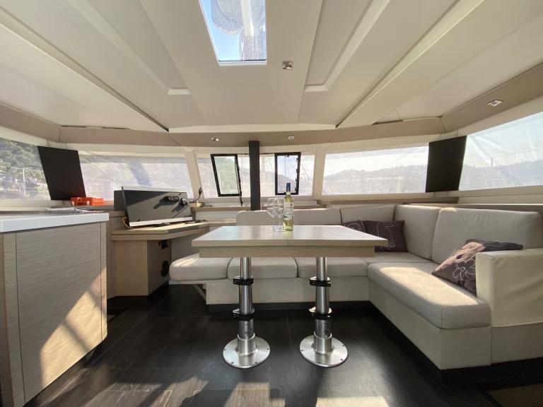 Location bateau Fountaine Pajot Astrea 42 à Fethiye sur Samboat