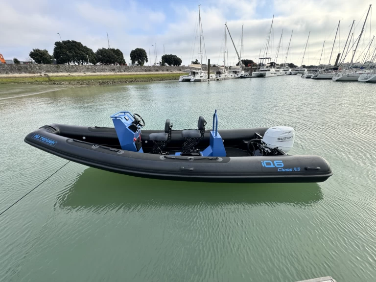Location Bateau à moteur 3D Tender avec permis