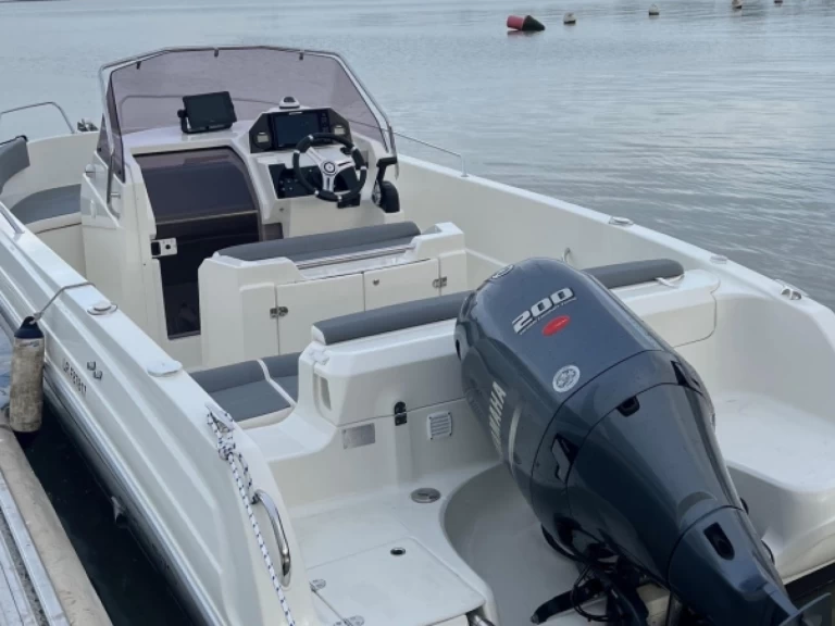 Location Bateau à moteur Pacific Craft avec permis