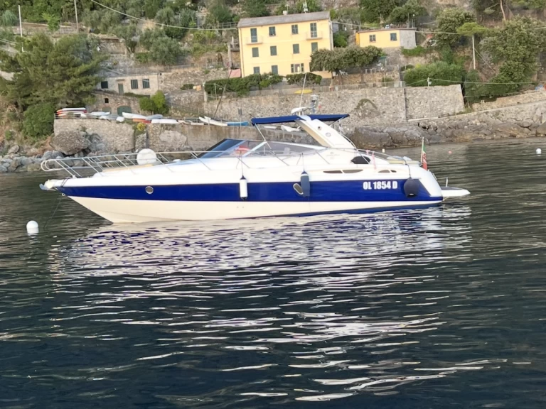 Location Bateau à moteur Cranchi avec permis