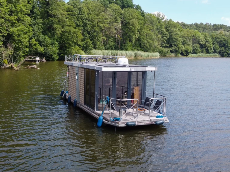 Location bateau Zehdenick pas cher Hausboot MOSES