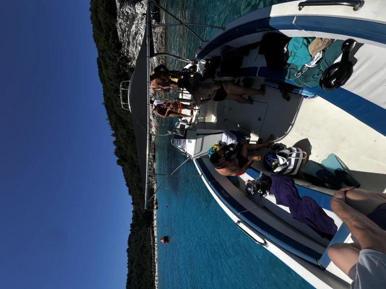 Location bateau Mercan 32 excursion  à Vráchos sur Samboat