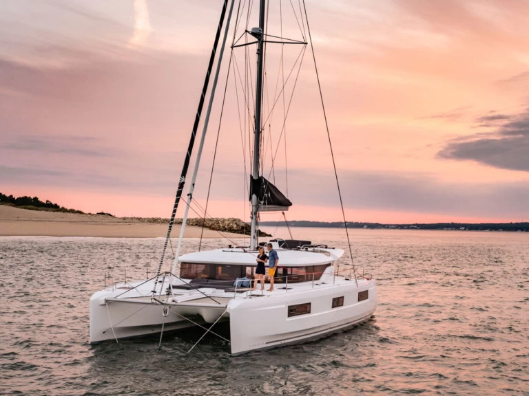 Location bateau Lagoon Lagoon 46 à Playa Sardinera sur Samboat