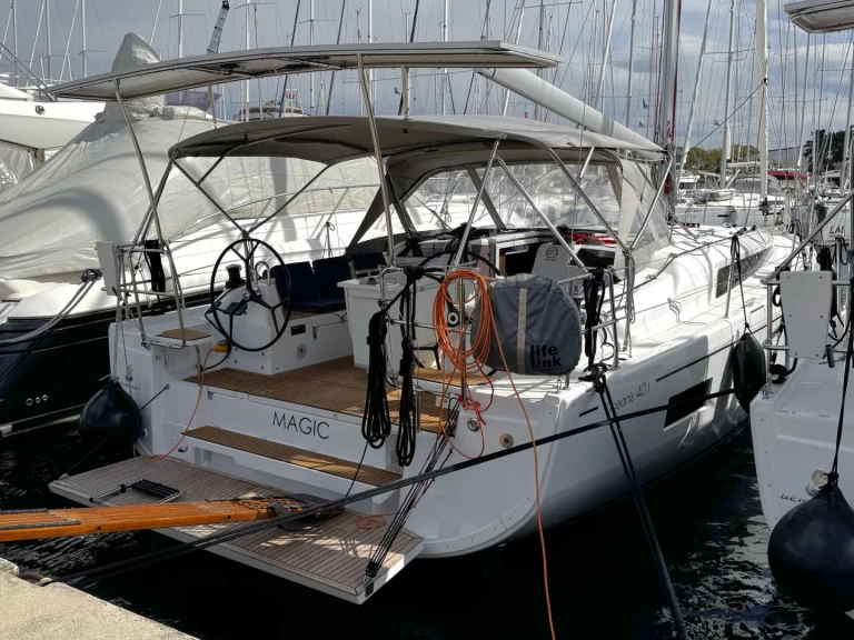 Bénéteau Oceanis 40.1 a louer à Biograd na Moru