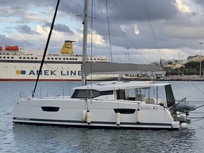 Fountaine Pajot Astrea 42 a louer à Heraklion Port