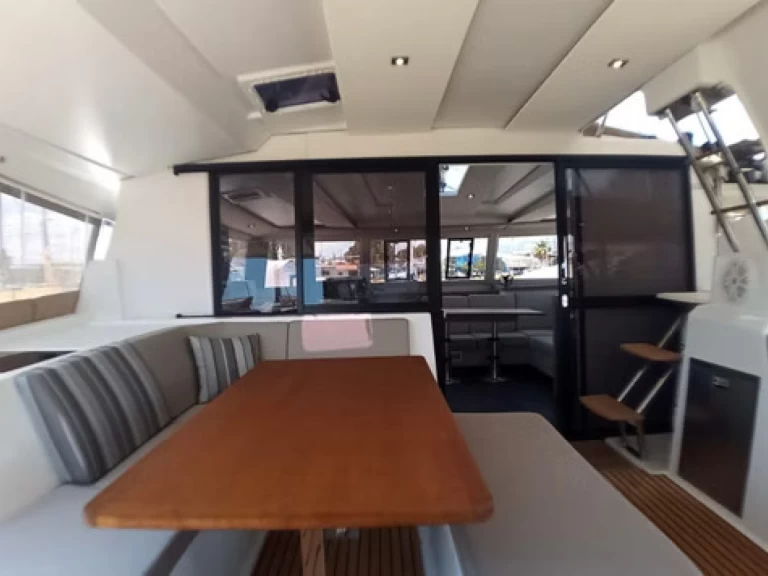 Location Catamaran à Heraklion Port - Fountaine Pajot Astrea 42