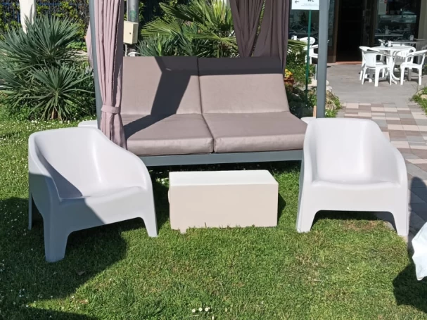 Louez un marinesite 18 OPEN  à Sirmione