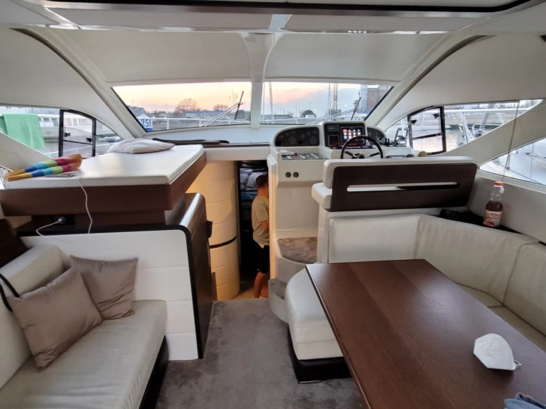 Location à Tribunj - CARNEVALLI 130S sur SamBoat