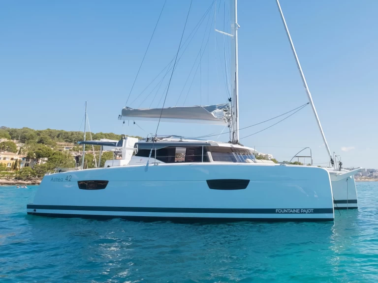 Louez un Fountaine Pajot Astrea 42 à Heraklion Municipality