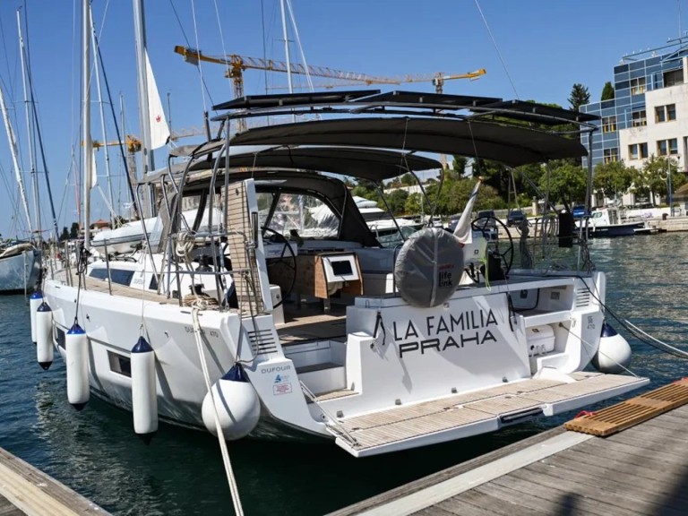 Louer Voilier avec ou sans skipper Dufour à Zadar