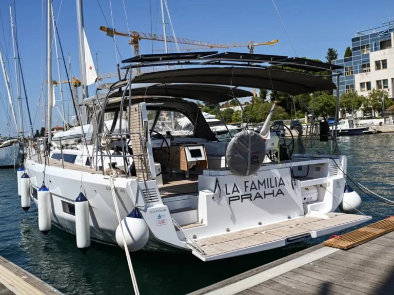 Louer Voilier avec ou sans skipper Dufour à Zadar
