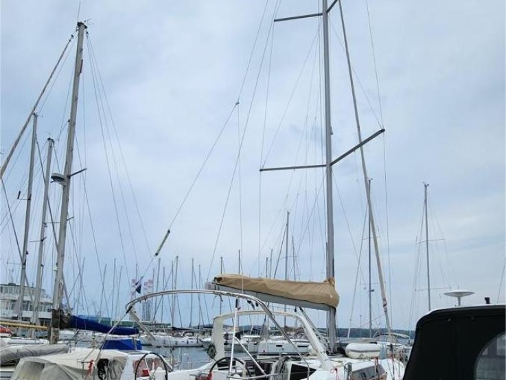 Louez un Bénéteau Oceanis 41.1 à Pula