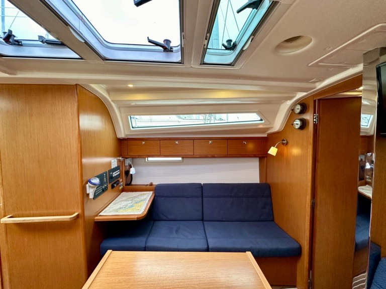 Location à Drage - Bavaria Cruiser 37 sur SamBoat