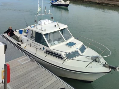 arcoa yachting france artaban 760 między profesjonalistami a osobami prywatnymi w La Vieille Perrotine