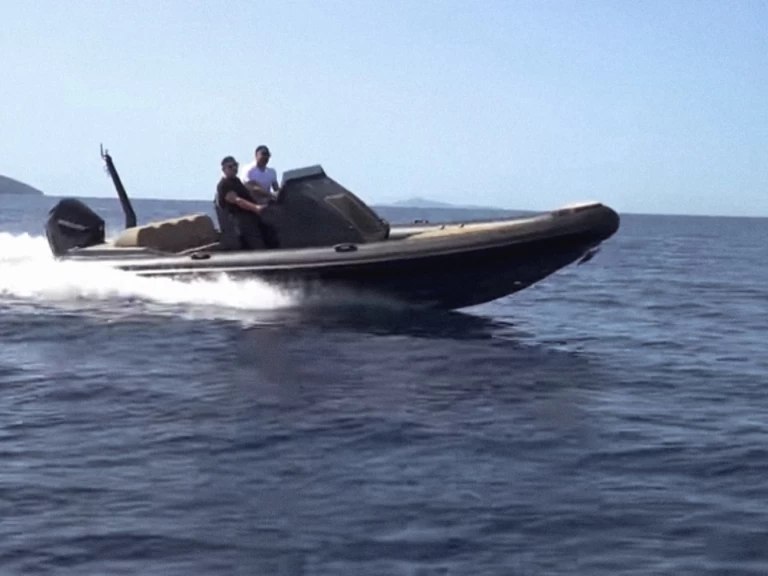 Bateau à moteur à louer à Mykonos (Ville) au meilleur prix