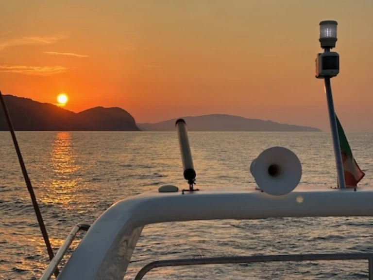 Location Bateau à moteur à San Vincenzo - Azimut Azimut 42 Fly