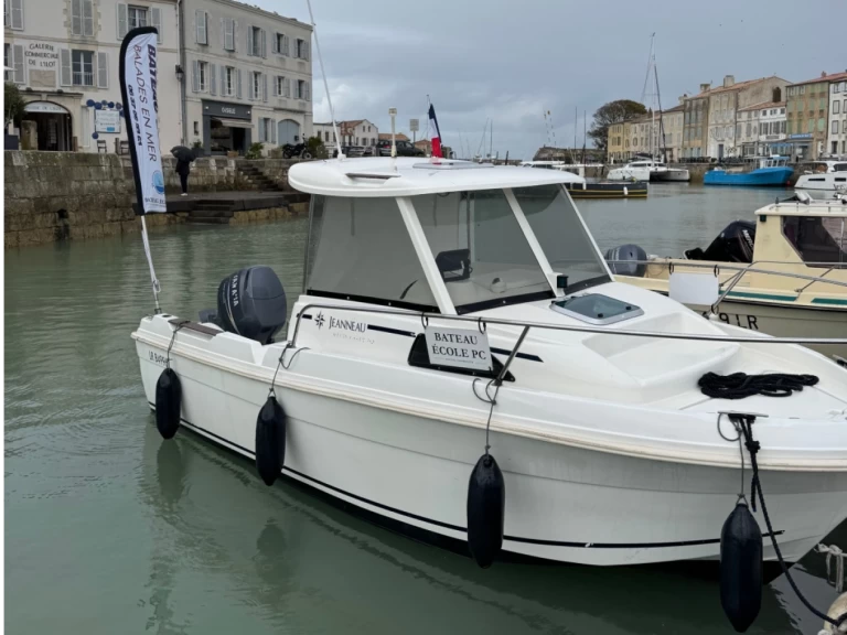 Location Bateau à moteur à La Rochelle - Jeanneau Merry Fisher 580