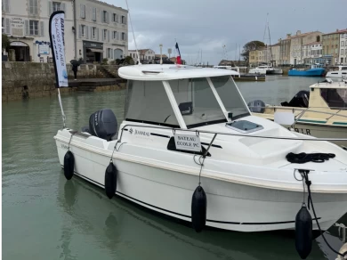 Motorboat hire in La Rochelle - Jeanneau Merry Fisher 580