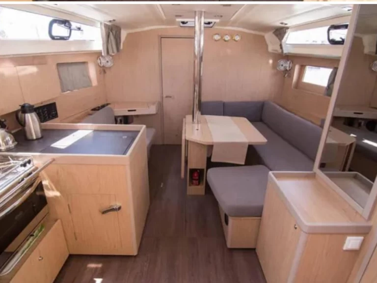 Location Voilier à Gouviá - Bénéteau Oceanis 41.1